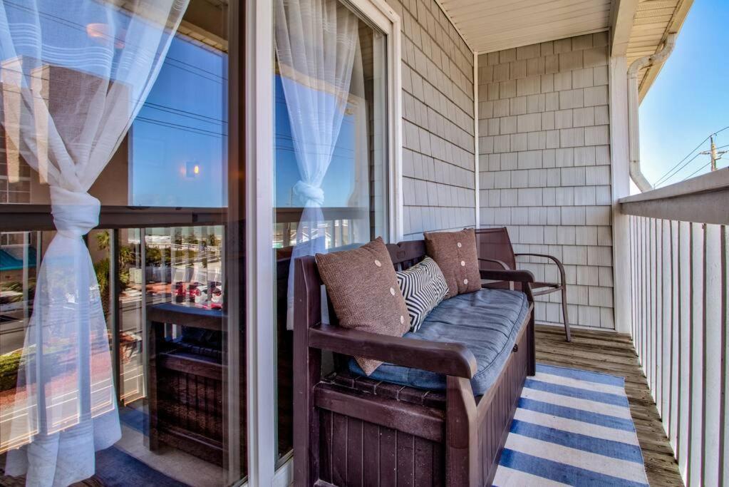 Kraken'S Den * Oceanview * Steps To Ocean * Pool Διαμέρισμα Carolina Beach Εξωτερικό φωτογραφία