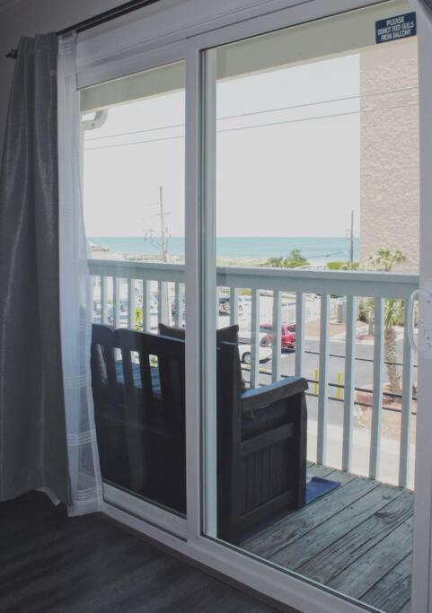 Kraken'S Den * Oceanview * Steps To Ocean * Pool Διαμέρισμα Carolina Beach Εξωτερικό φωτογραφία