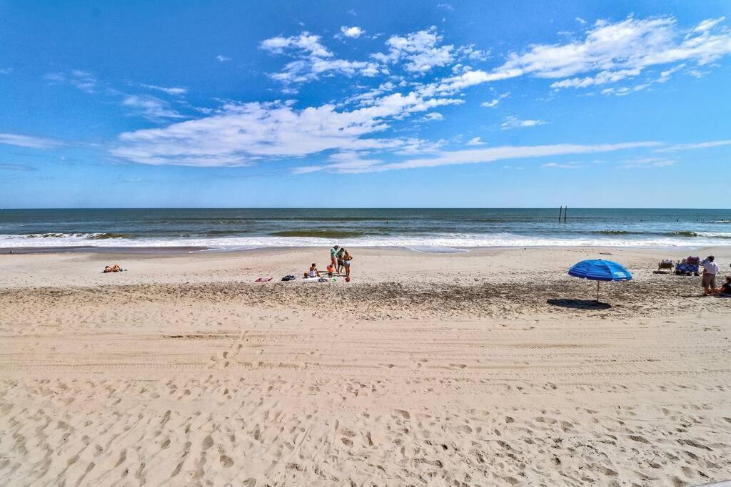 Kraken'S Den * Oceanview * Steps To Ocean * Pool Διαμέρισμα Carolina Beach Εξωτερικό φωτογραφία